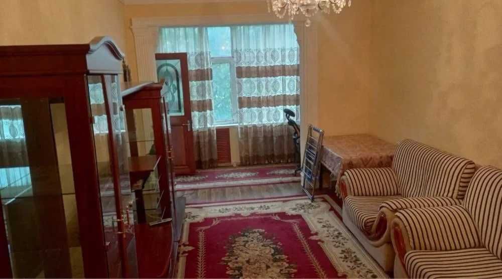 Мирзо-Улугбек Tumanida xonadon ijaraga beriladi