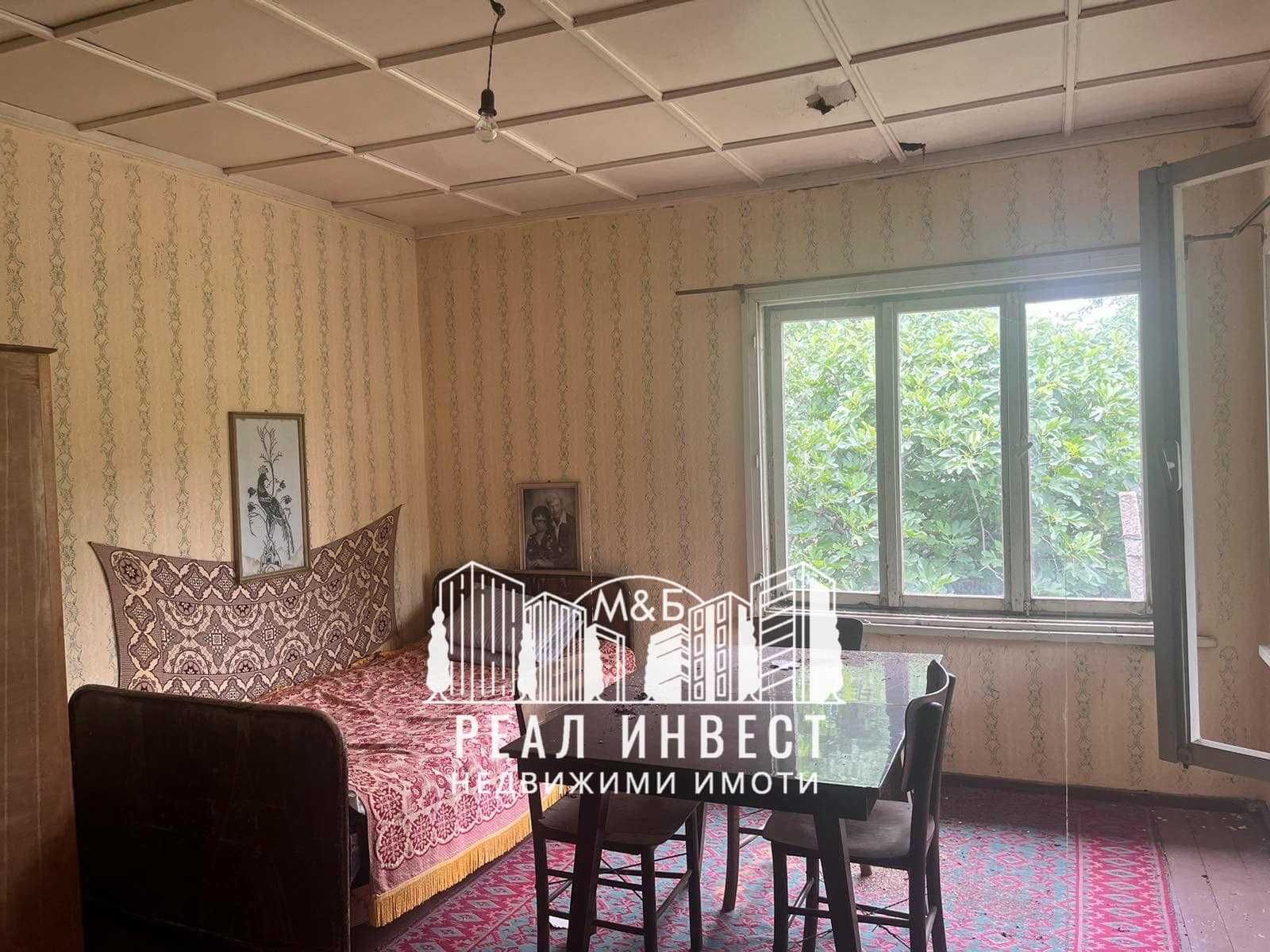 Продавам къща в с. Сталево