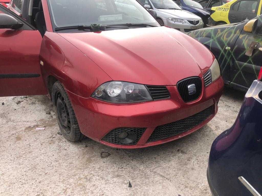 Dezmembrez Seat Ibiza 1.2 benzina BXV 2007