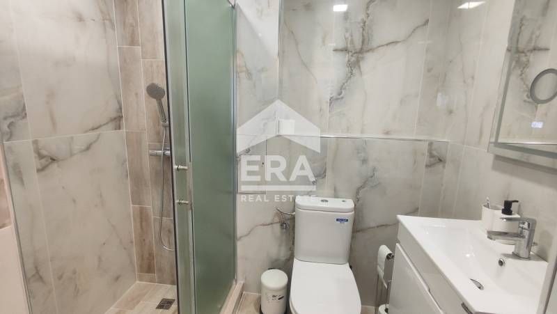 Дава се под наем Двустаен апартамент в Варна, Чайка - 70 кв.м за 700 € - Снимка #6