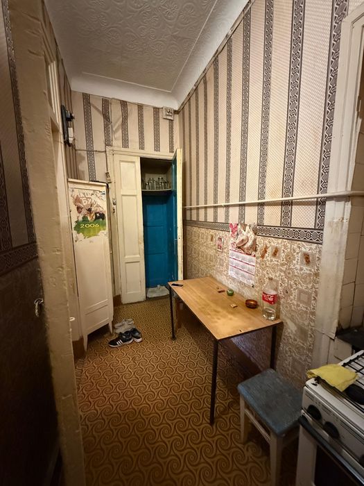 Срочно продам  полублагоустроеную 2х квартиру