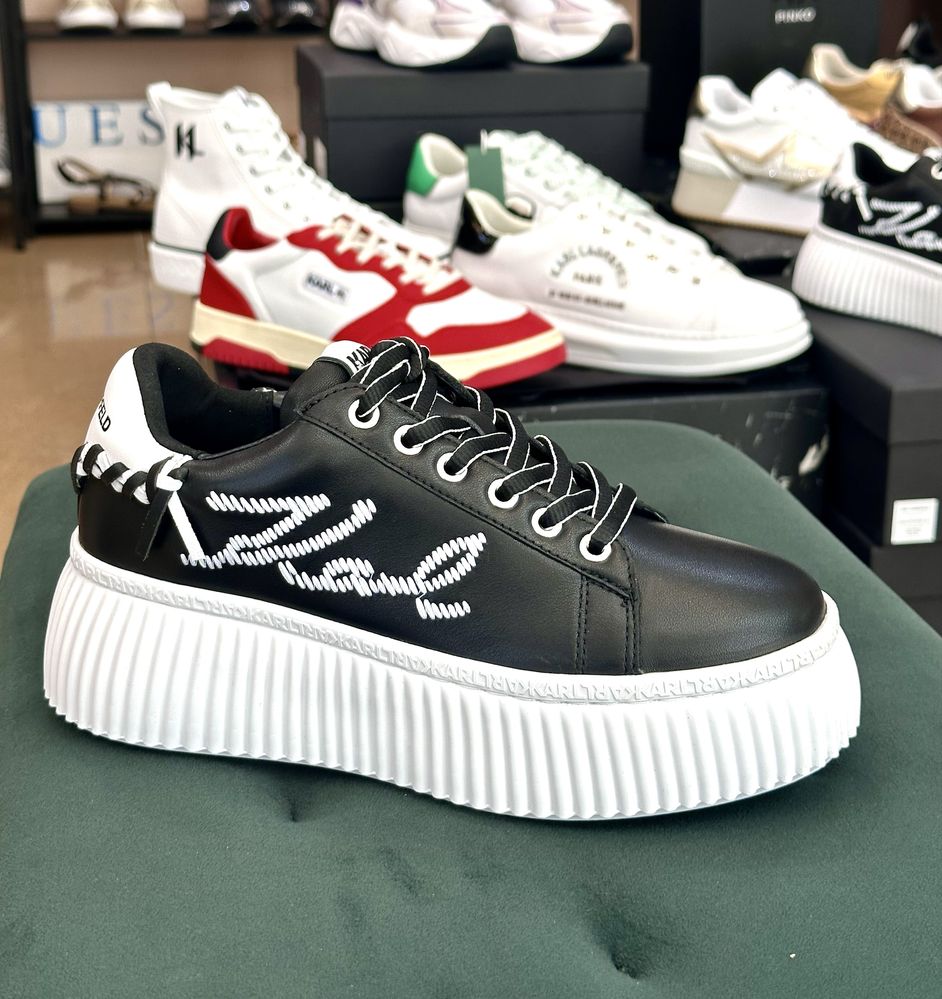 Дамски сникърси KARL LAGERFELD KL42372 37,38,39