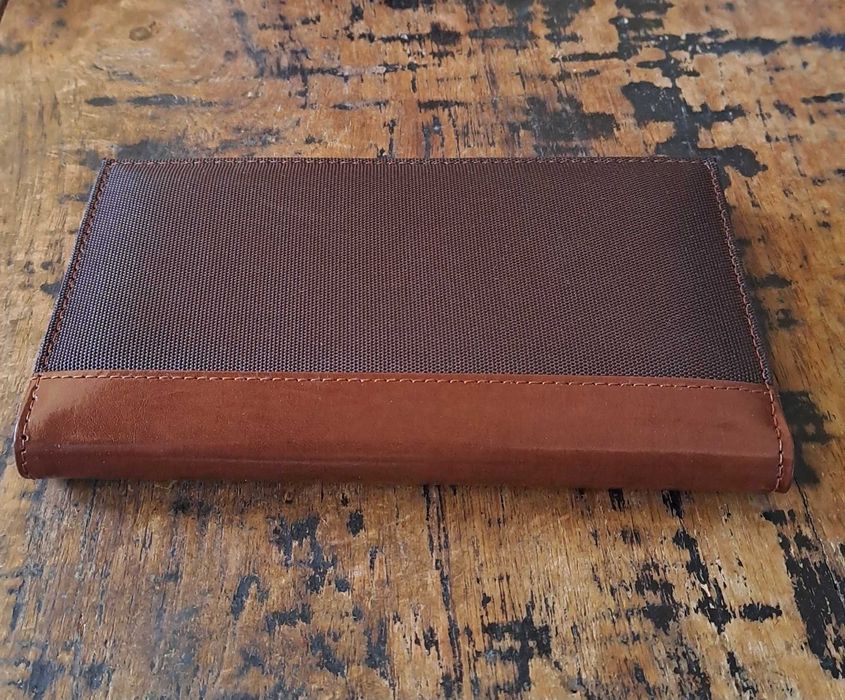 визитник изкуствена кожа кафяв луксозен за 72 визитки