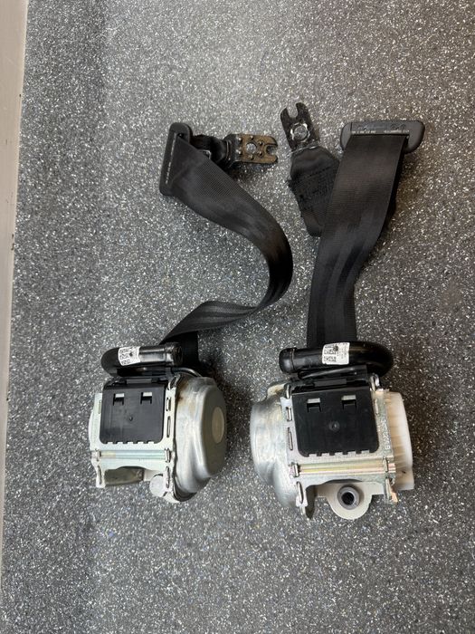 Audi A4 b9 s4 rs4 a5 s5 rs5 задни колани ляв и десен