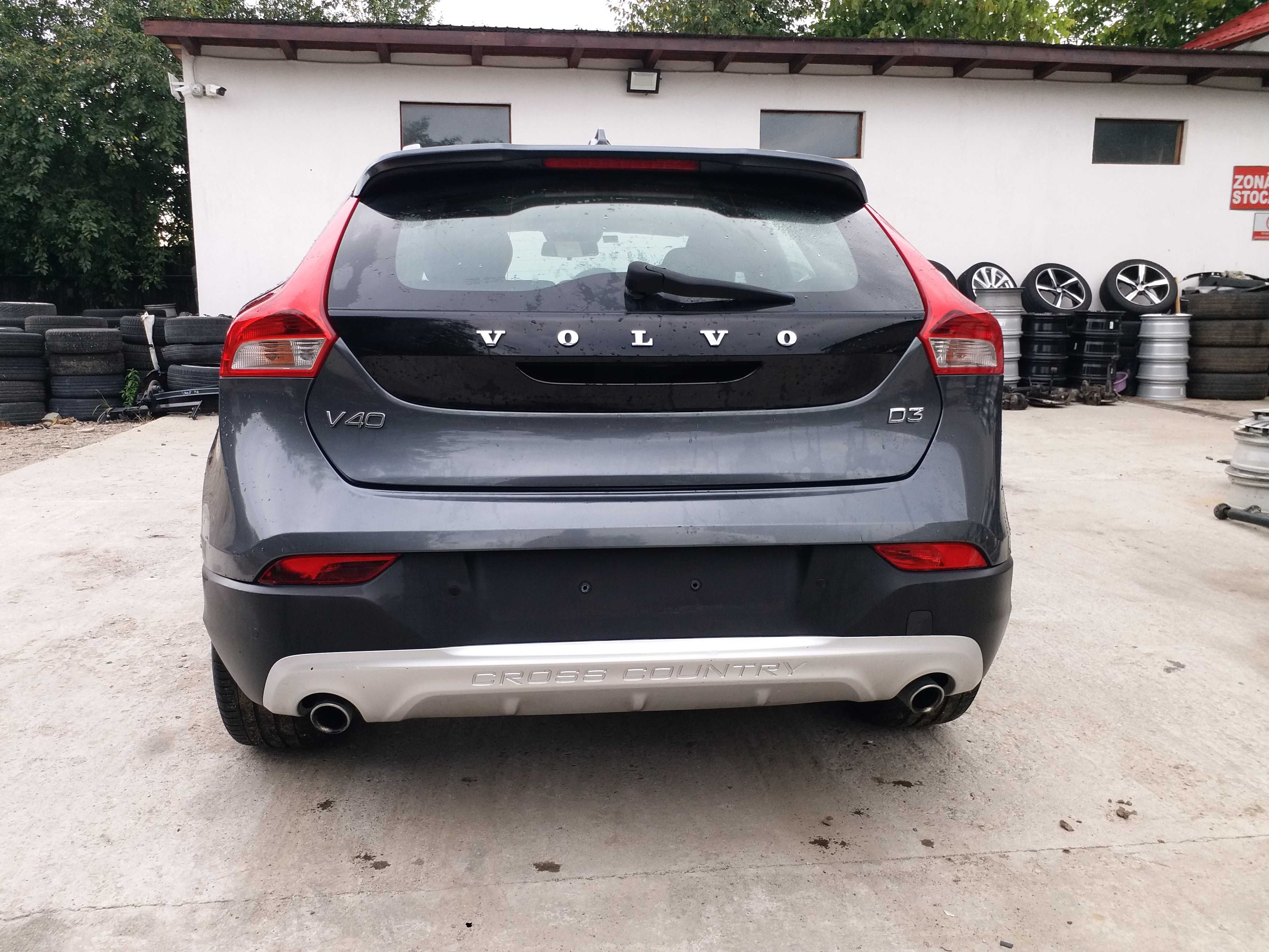 PIese Second Hand VOLVO V40 CC Diesel / Benzina An 2012-2018