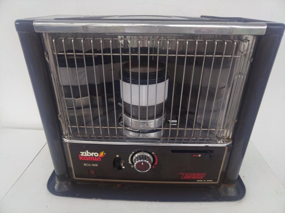 Отоплителна печка натечна ГАЗ, течен парафин, керосин 
За отопление на