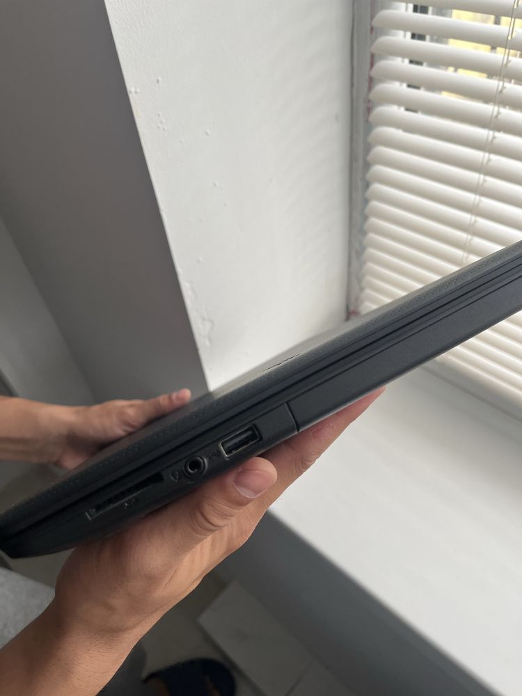 Acer с Windows 10 + зарядка и сумка
