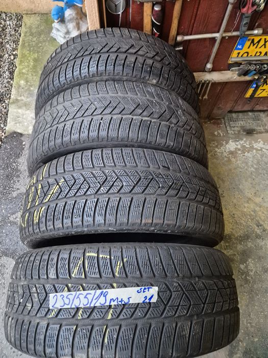 Vând cauciucuri 235/55/19 M+S set complet imp Germania  //Pirelli//