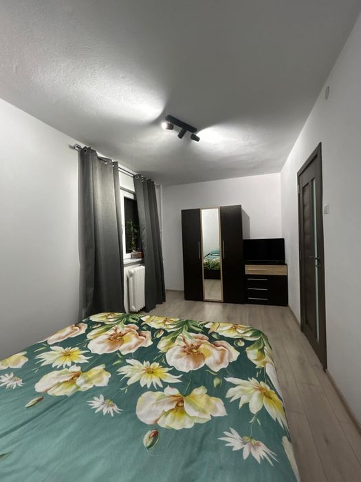 Vand apartament 2 camere