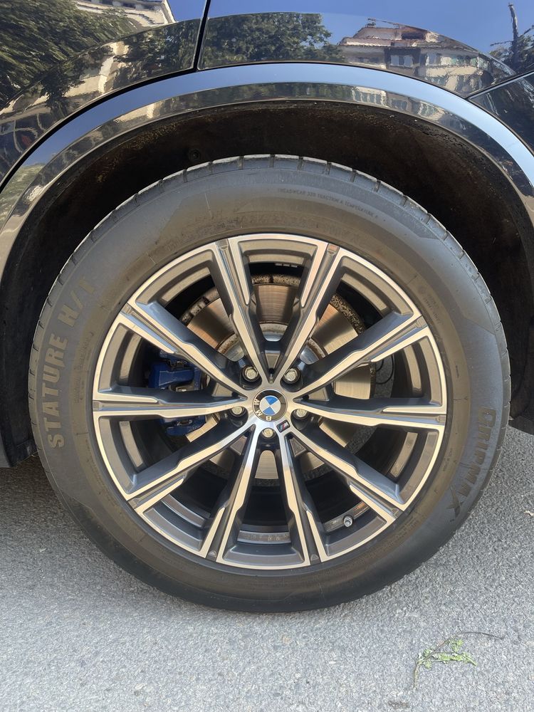 Гуми с джанти BMW x5 g05 265/50/20