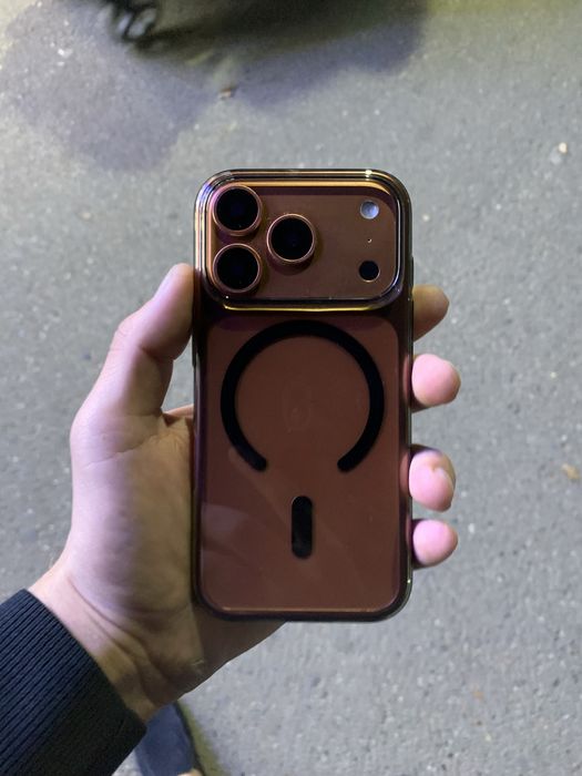 Iphone 17 pro нормально сост смело
