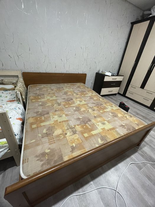 Двуспальная кровать 200х160