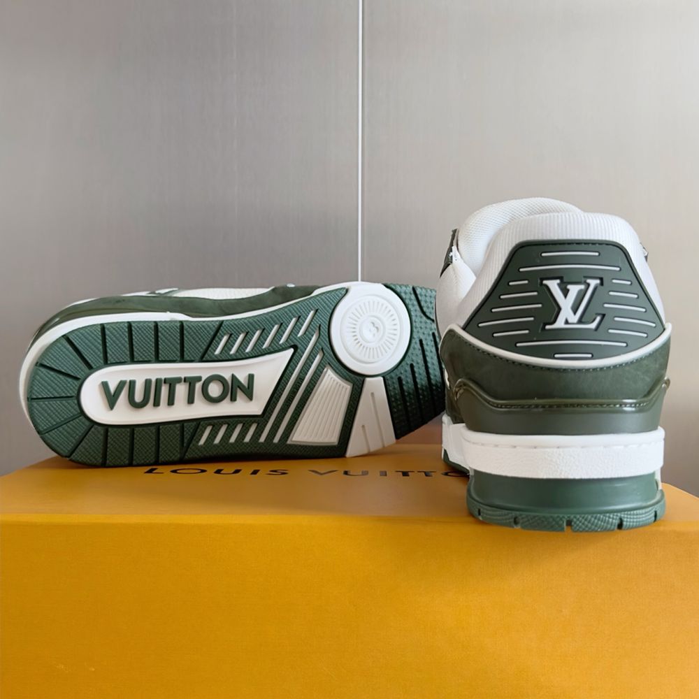 Adidasi Louis Vuitton Calitate Premium