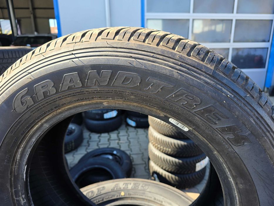 Anvelope M+S All Season Dunlop AT25 Continental M+ S  265 60 18