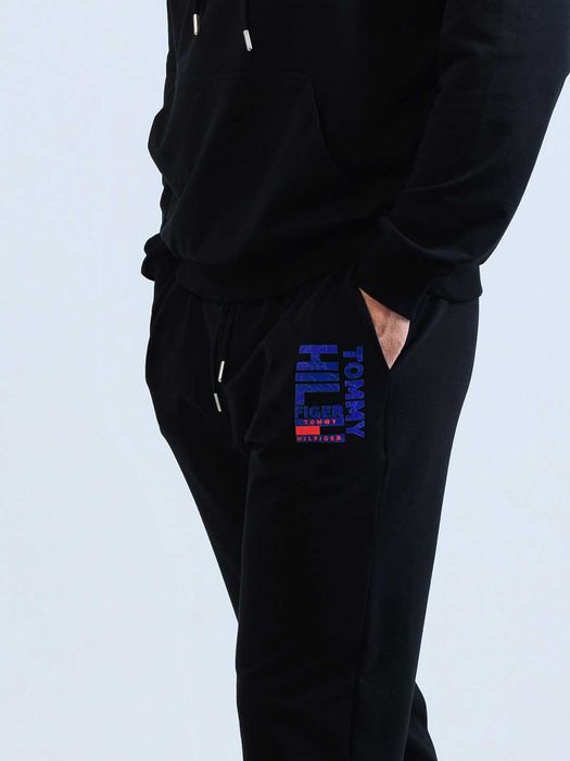 Продается Спортивный мужской костюм, двойка, оверсайз с принтом