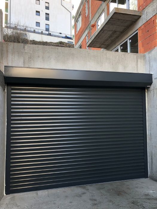 Producator usa/usi de garaj tip rulou Cluj - livram in toata tara