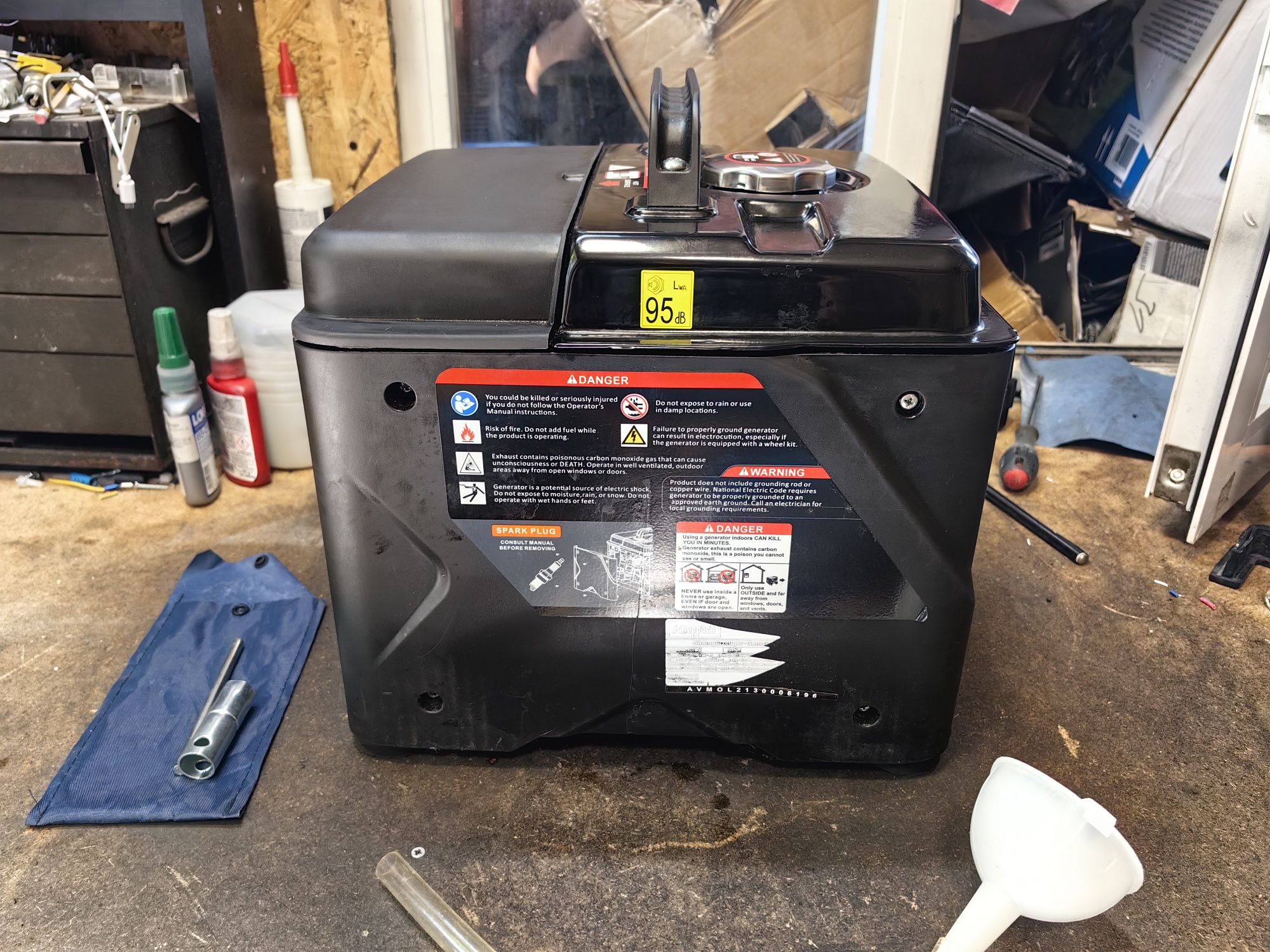 Генератор Scheppach IGT1500 700W 1300W макс. Инверторен 4 тактов бензи