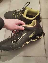 Nike обувки 50лв