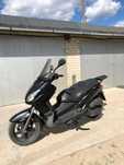 Scuter YAMAHA X MAX 125 automata, se conduce cu permis categoria B