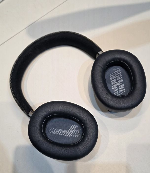 Căști JBL Live 650BTNC