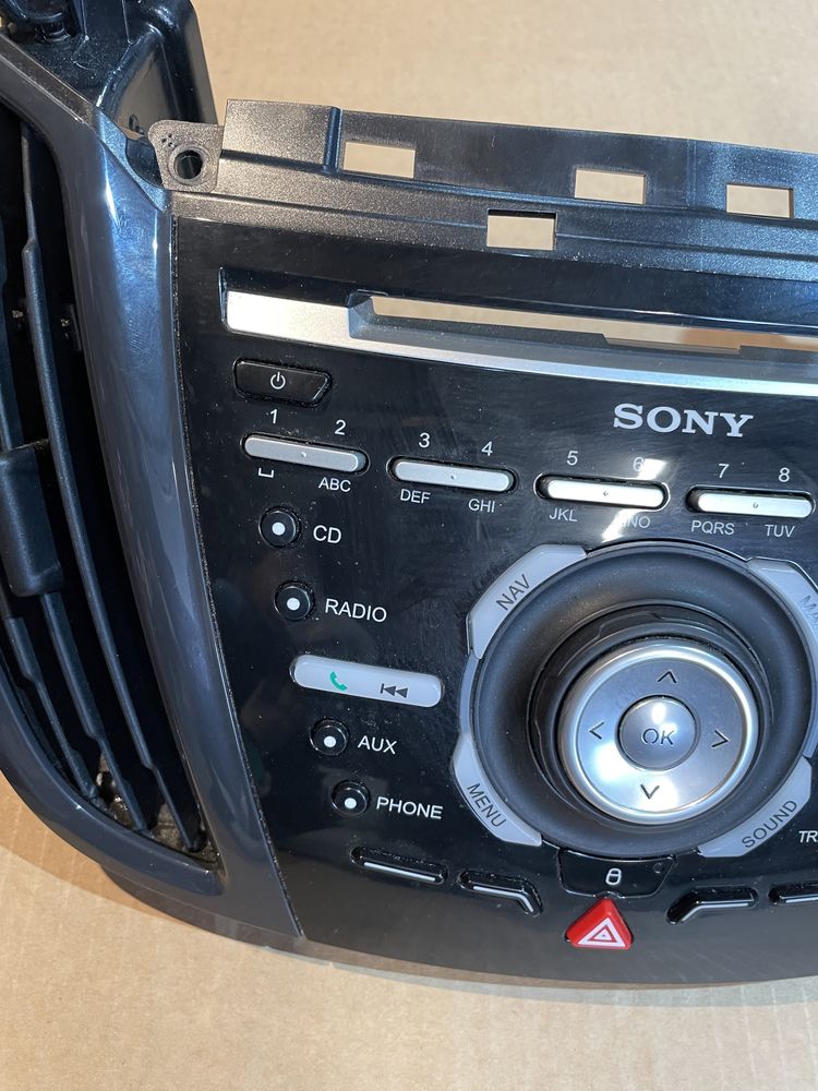 Consola centrala butoane comenzi radio ford kuga