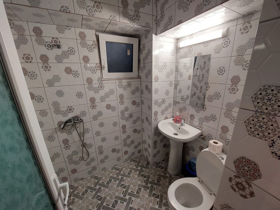 Inchiriez camere la muncitori pe termen lung in Eforie Nord