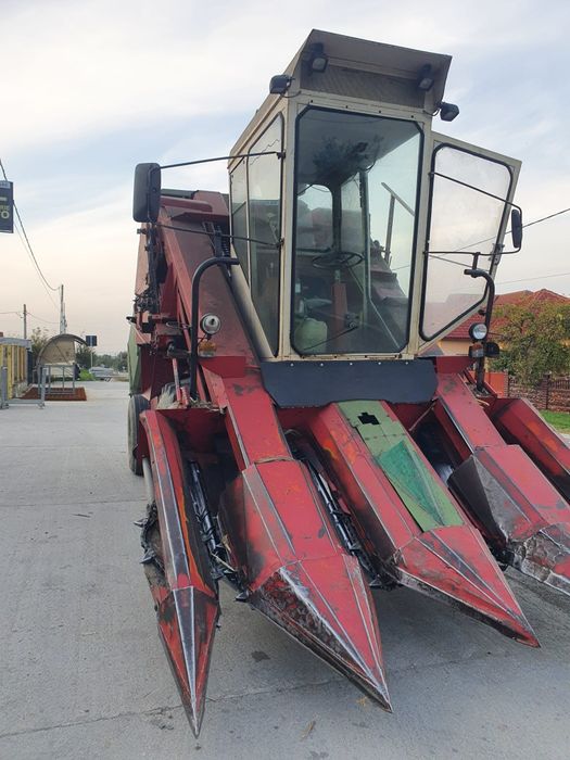 Culegatoare de porumb Bourgoin pe 4 randuri