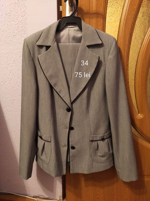 Costum damă mărime 34