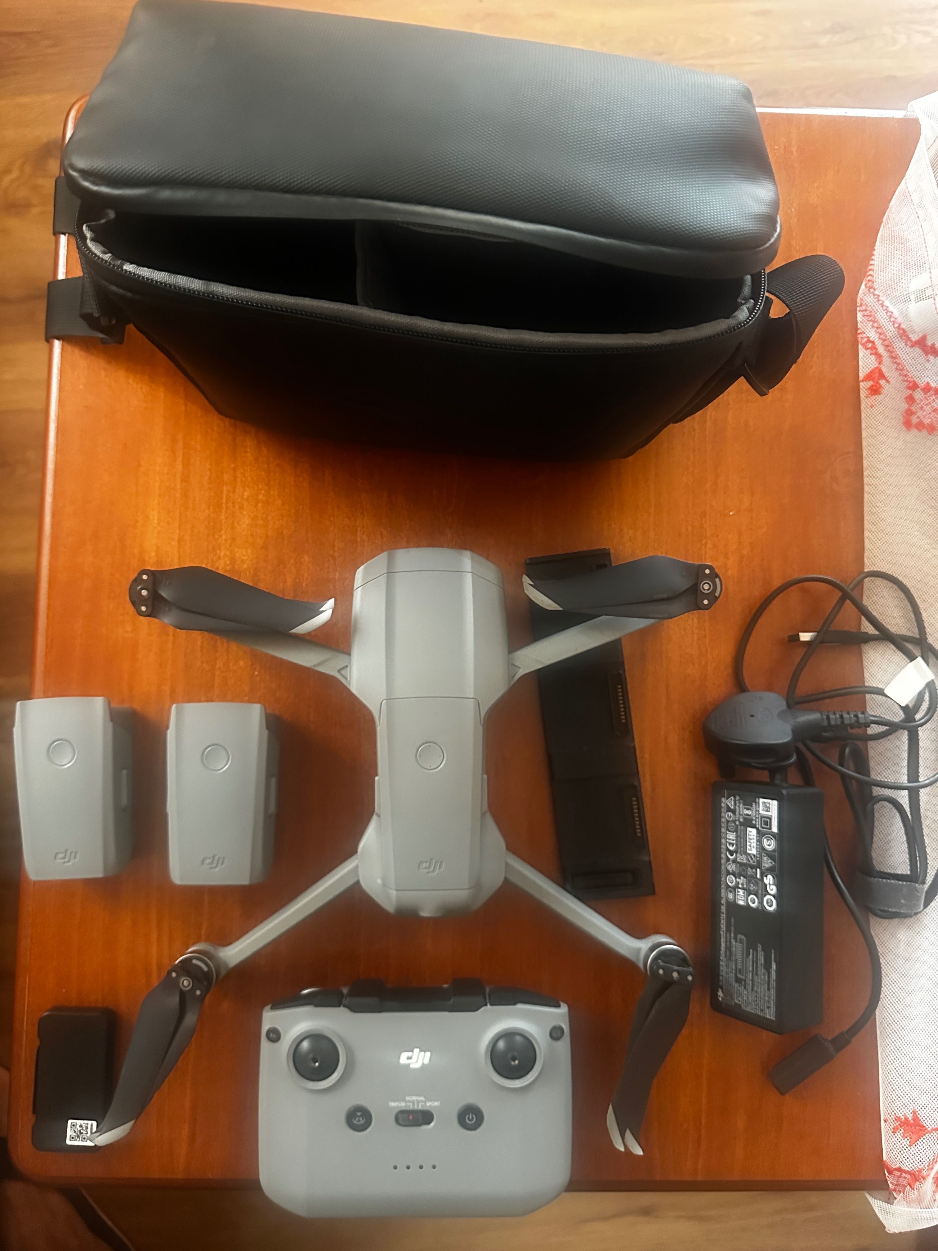DJI Mavic Air 2 combo