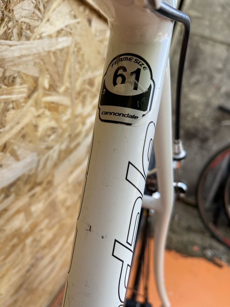 Bicicleta cursiera cannondale caad8 roti 28” cadru aluminiu marimea 61