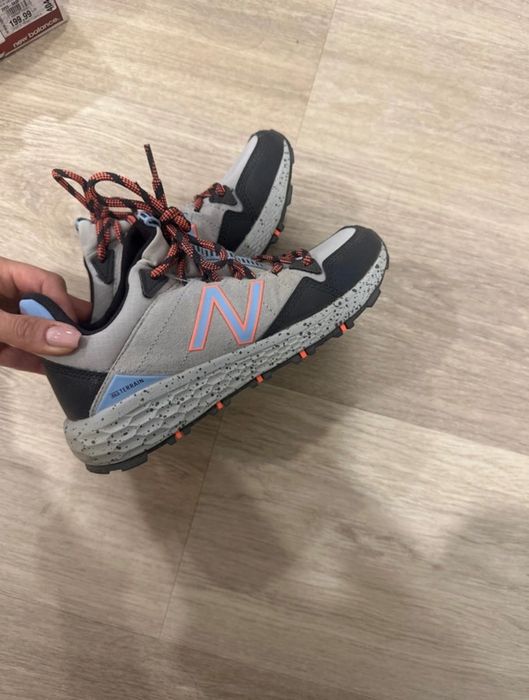 New Balance Trekking