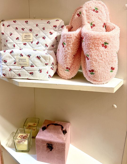 Подарочные боксы, подарки.