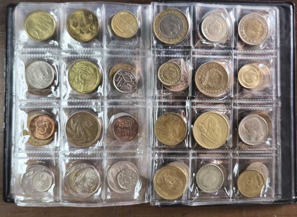 Колекция от 120бр монети