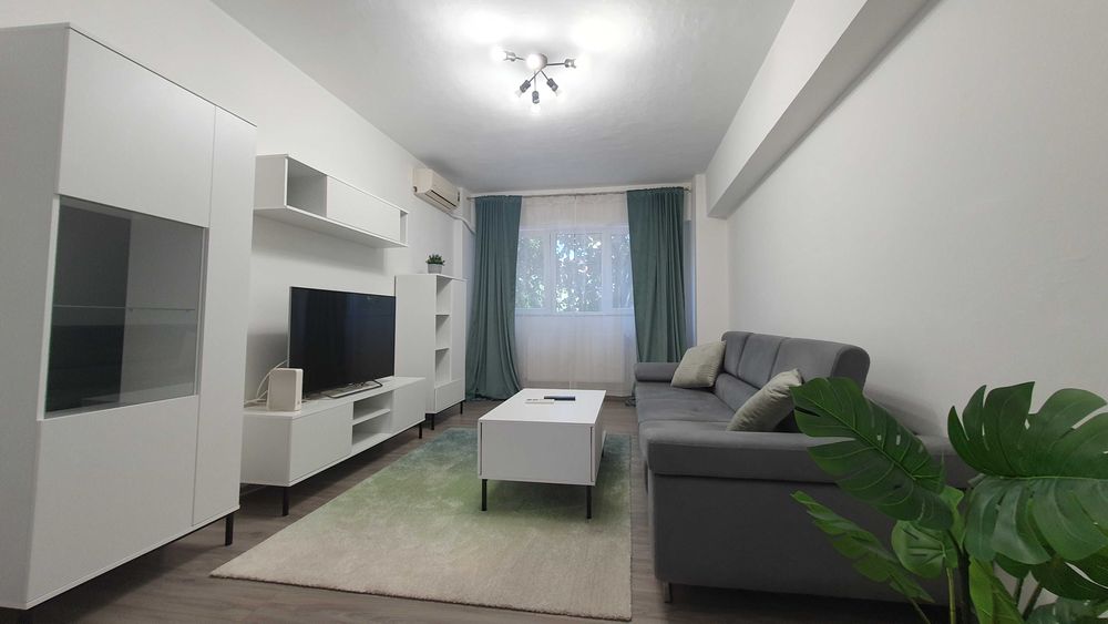 Proprietar 4 camere DECOMANDATE, LUX - prima inchiriere - Iulius MALL