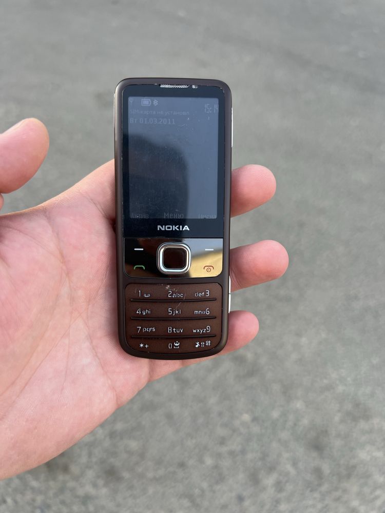 Nokia 6700 Choco