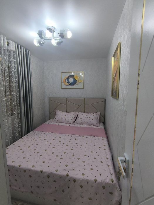 Продаётся квартира
Фархадский 1 остановка
Комнат 1в