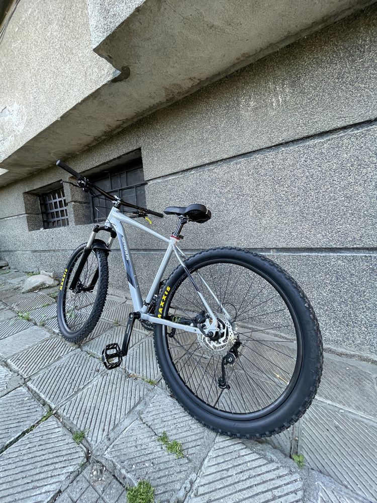 Колело Serious 27,5 L планински велосипед