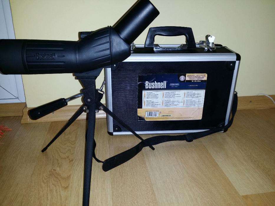 Vand /schimb cu Lunet terestra Bushnell Sentry cu zoom 18-36x50