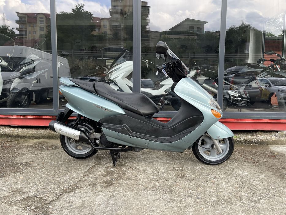 Scuter Yamaha Majesty 125 cc Inmatriculat