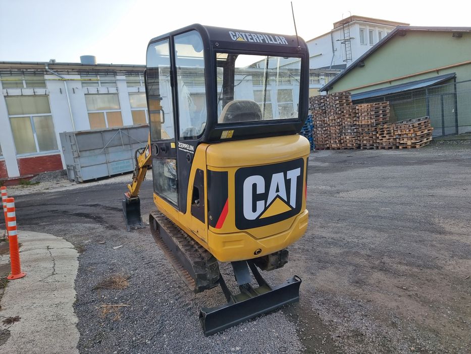 Miniexcavator CAT 301.8C (14800 e + TVA)