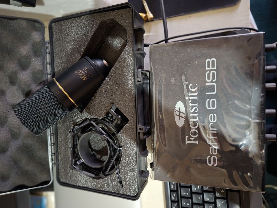 Studio jihozlari Focusrite Saffire 6 Mxl 770 micrafon sotiladi