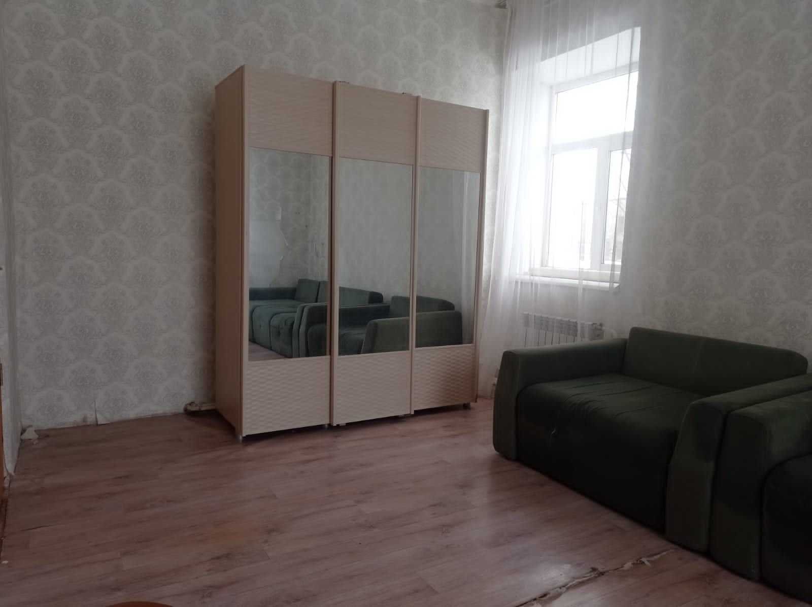 Возьмём девушку на подселение  Подселение. Не риелтор