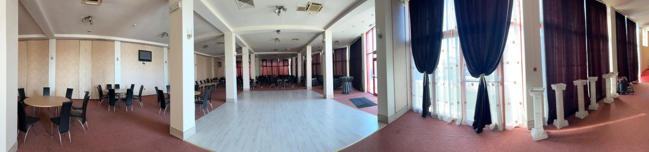VÂNZARE/INCHIRIERE  Spatiu Comercial/Restaurant  800 mp,1200 mp teren