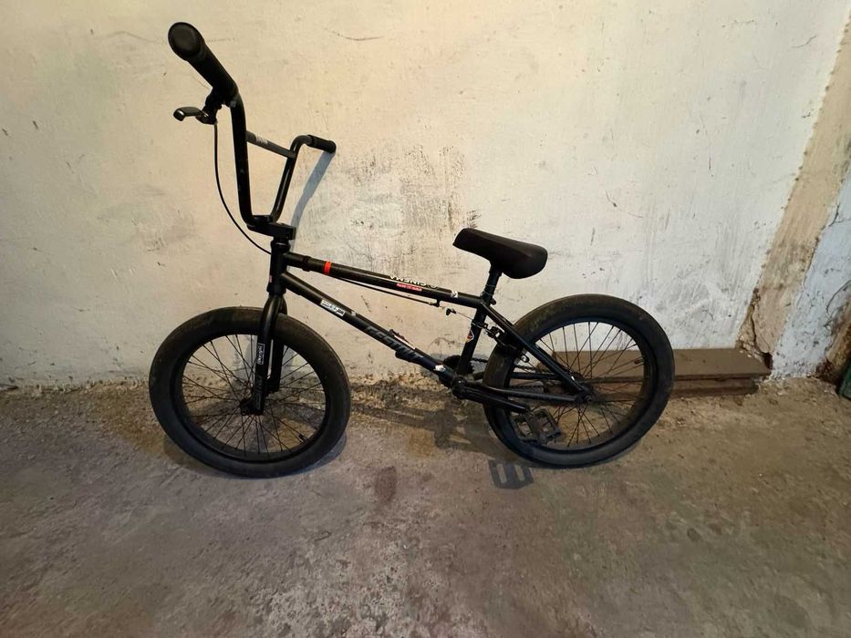 Велосипед BMX в отличном состоянии