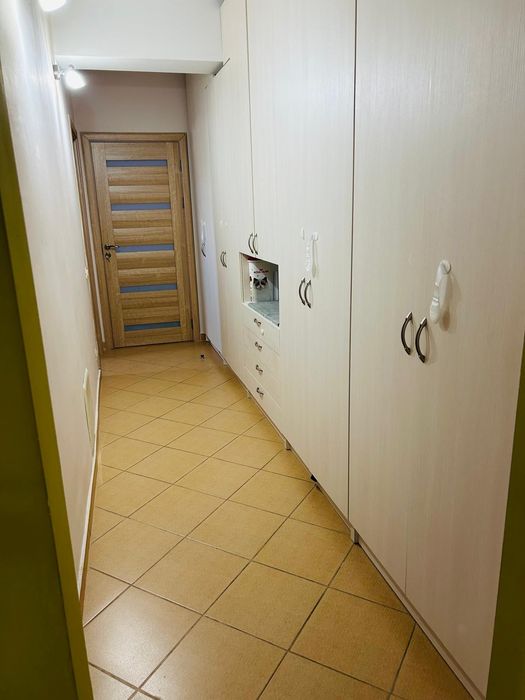 Apartament 2 camere de vanzare, vis-a-vis de restaurant Bellaria