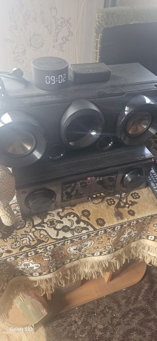 Продам AV ресивер с акустикой LG ARX8500