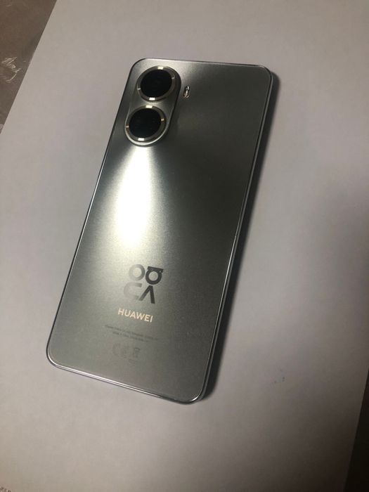 (Limited Edition) Huawei NOVA 10 SE Silver White