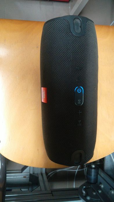 Boxa bluetooth JBL Xtreme perfect funcționala