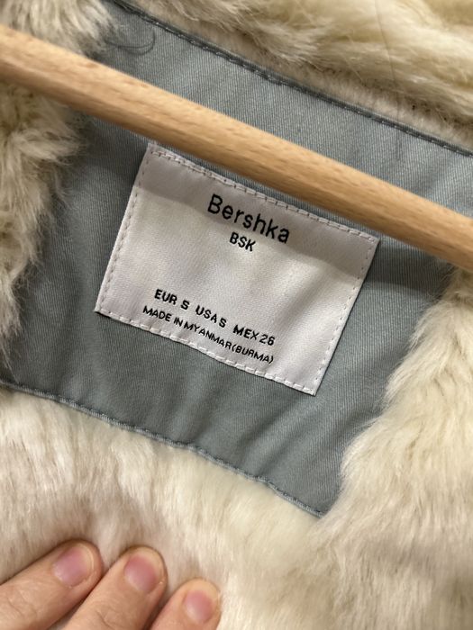 Дамско яке тип “парка” bershka