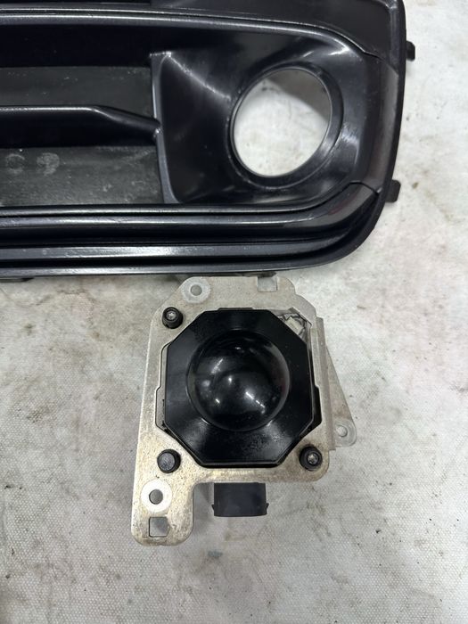 Radar.grilă bară față.audi q5.80a.cod:80a907541.
